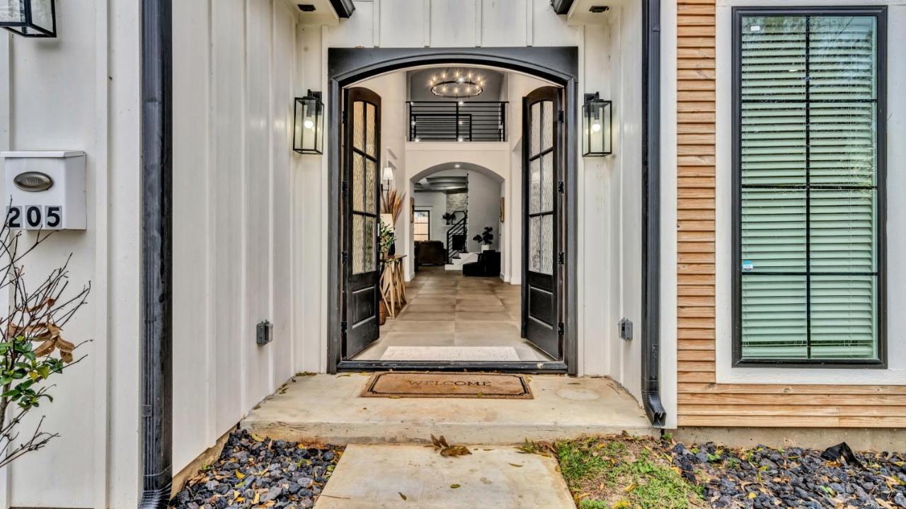 Luxury Gameroom/Basketball Hoop Arlington Exterior photo